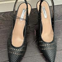 Eleganti sandali neri con tacco basso e cinturino