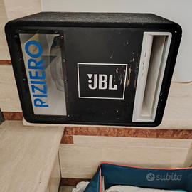 subwoofer JBL