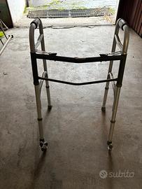 Deambulatore pieghevole