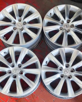 CERCHI USATI RAGGIO 17 POLLICI LEXUS IS300h - CPC2