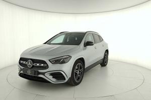 MERCEDES-BENZ GLA 200 d automatic