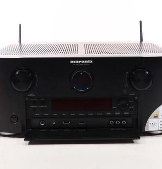 Preamplificatore cinama in casa  Marantz AV7703