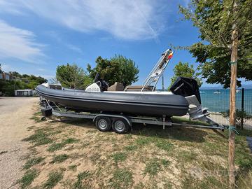 Gommone bsc 78 ebony con mercury F 250 usati anno