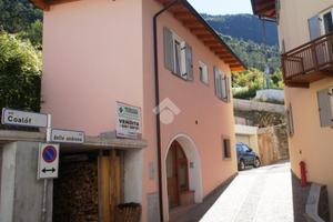 CASA INDIPENDENTE A SPORMAGGIORE