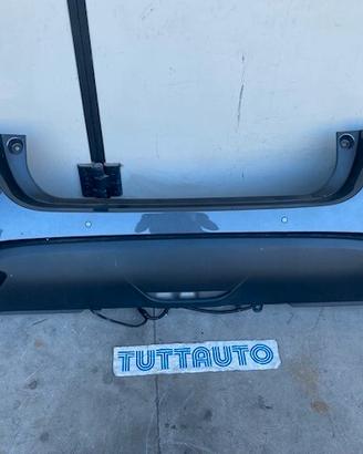 Paraurti posteriore Toyota Yaris 2025 grigio scuro