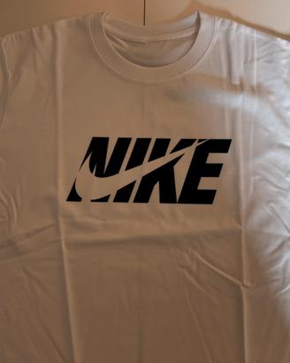 Maglietta nike bianco