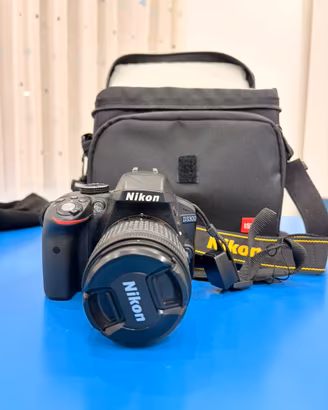 NIKON D3300