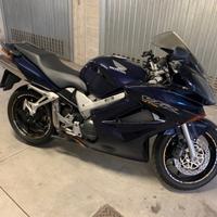 Honda VFR V-TEC 800 - 2003