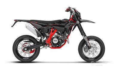 Beta RR 125 4T motard R Black NUOVA