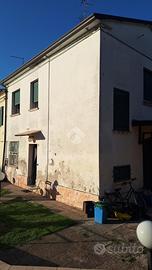CASA SEMINDIPENDENTE A BAGNACAVALLO