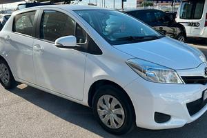 Toyota Yaris 1.0 5 porte GPL