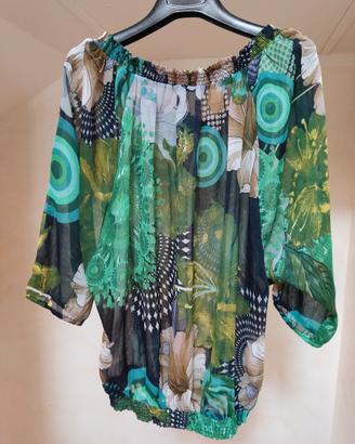 Blusa donna floreale con manica a pipistrello