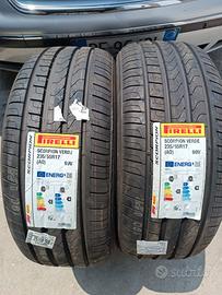 2 gomme Pirelli 235/55 R17 99V