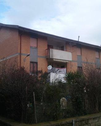 Appartamento di 100 m² con 4 locali a Tora e Picci