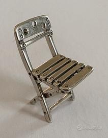 Sedia in argento da collezione per veri intenditor