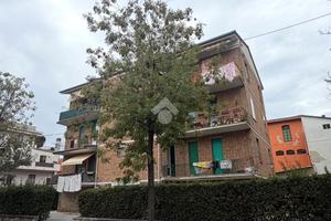 5 LOCALI A SANTA CROCE SULL'ARNO