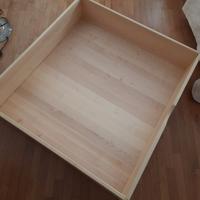 cassa in legno con le ruote