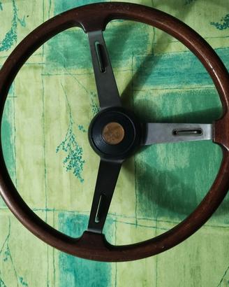 Volante in mogano Alfa Romeo Hellebore originale a