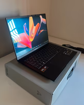 Portatile Zenbook 14 OLED 3K | Ryzen AI 7 | 32GB