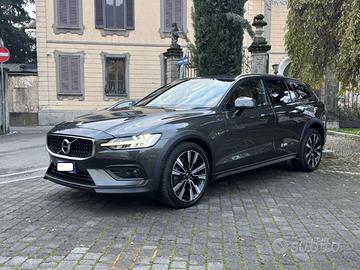 VOLVO V60 Cross Country D4 AWD Geartronic Pro Fu