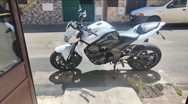 Kawasaki Z750 depotenziata 