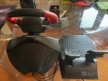 Volante Thrustmaster