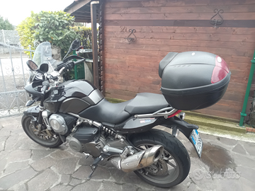 Moto Aprilia 850 automatica sequenziale