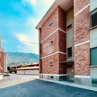 2 LOCALI A LANZO TORINESE