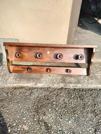 Attaccapanni in puro legno