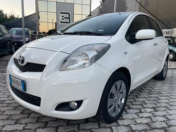 Toyota Yaris 1.3 5 porte Sol my10 facelift IDONEA 