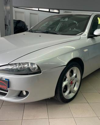 Alfa Romeo 147 1.9 JTD (120) 5 porte Murphy&Nye
