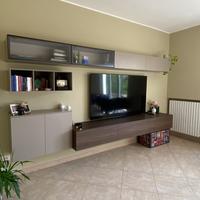 Parete attrezzata sala