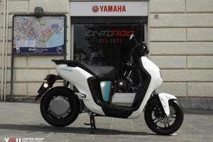 Yamaha Neo's Elettrico Dual Battery