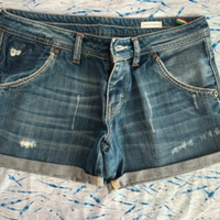 pantaloncini in jeans