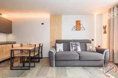 Pila - open space ristrutturato e arredato con ter