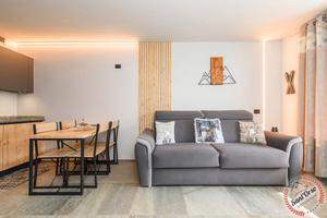 Pila - open space ristrutturato e arredato con ter