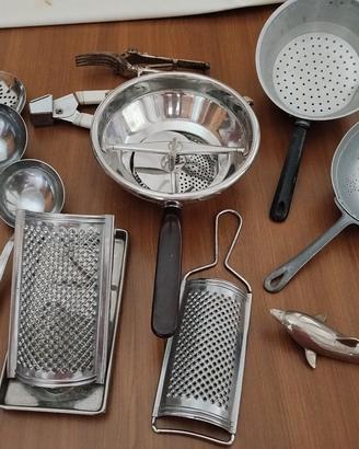 vecchi oggetti per la cucina 
