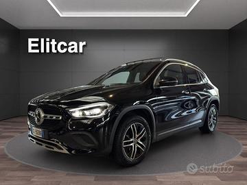 MERCEDES-BENZ GLA 200 Automatic 4Matic Sport Plu