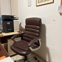 Poltrona scrivania con  ruote