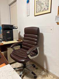 Poltrona scrivania con  ruote