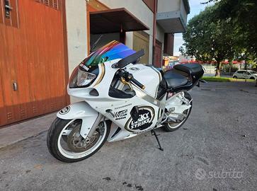 Suzuki GSX-R 600 Lucky Strike 2002