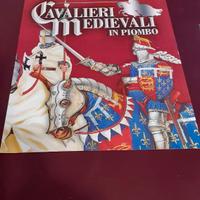 COLLEZIONE DI CAVALIERI MEDIEVALI