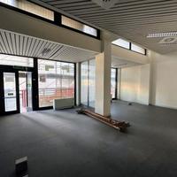 Spazioso locale commerciale in Via Chieffi