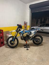 Husqvarna te tpi 300 enduro motard