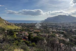 TER. AGRICOLO A PALERMO