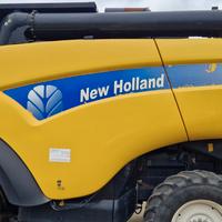 Mietitrebbia newholland cx 880