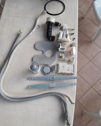 Ricambi lavastoviglie Whirpool ADG7559