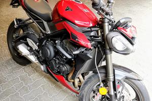 Triumph street triple 765 RS 