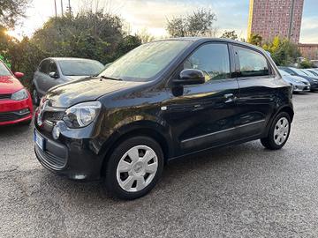 Renault Twingo 1.0 Live 5 porte OK NEOPATENTATI