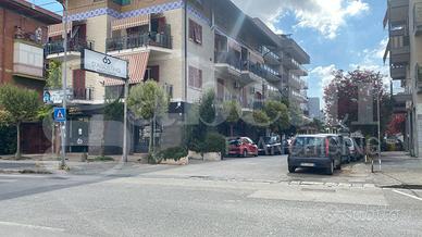 Negozio Aversa [Cod. rif 3321353ACG]